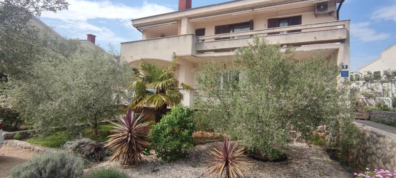 Adria Krk Apartment คิร์ก ภายนอก รูปภาพ